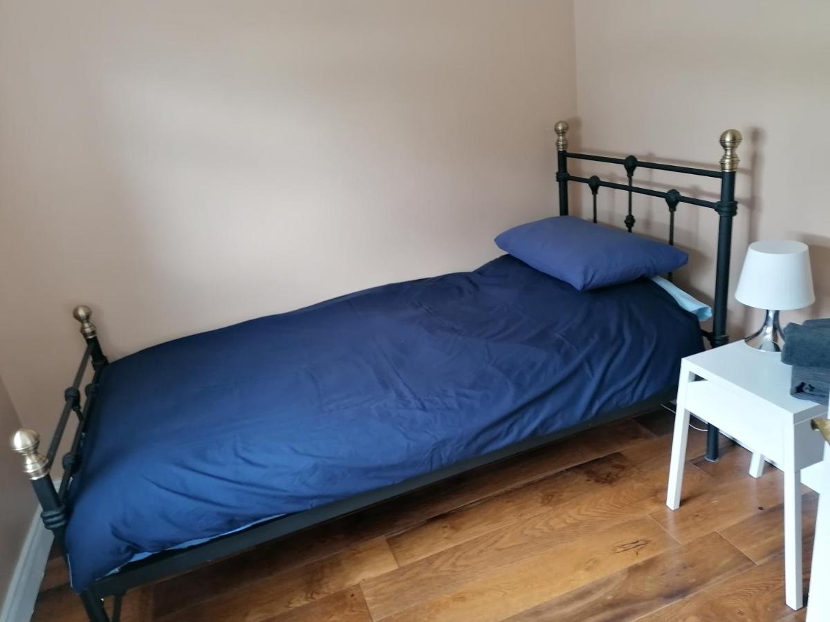 Charming Cottage 4 Bedroom Acton  Esterno foto